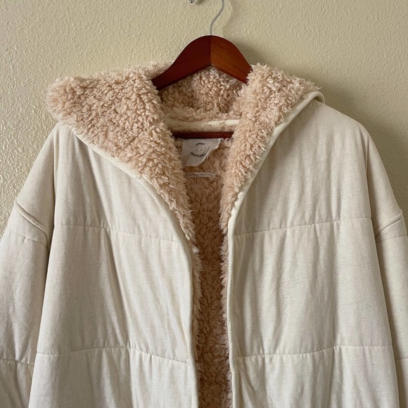 Urban Outfitters Heidi teddy hooded oversized jacket reversible - Picture 2 of 9